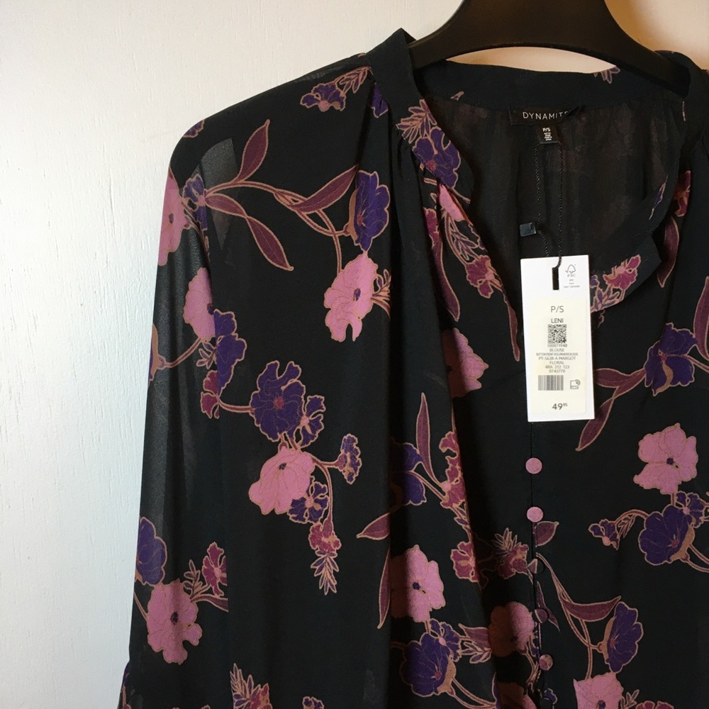 Dynamite Leni Floral Blouse with Buttons Size Small - Picture 8 of 12
